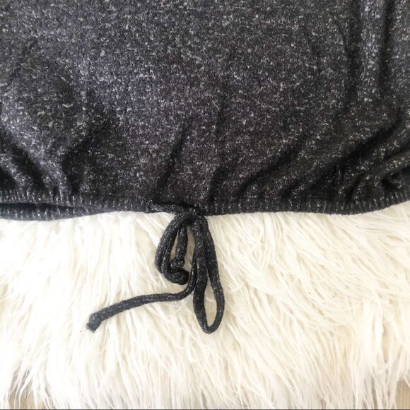 Black Cropped Sweater  - Picture 4 of 6